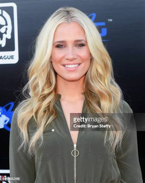 953 Kristine Leahy Stock Photos & High